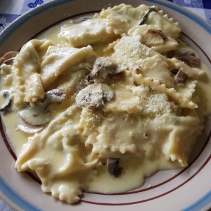 raviolis de ricotta y espinaca