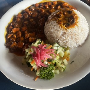 Pulpo con arroz con coco