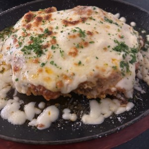 Milanesa de res a la parmesana