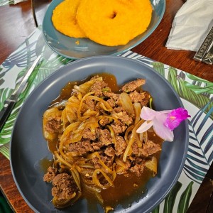 bistec picado con Tortillas 