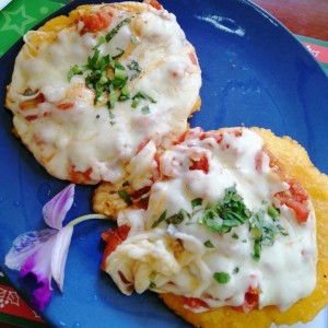 Huevos a la ranchera con tostada 