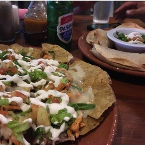 nachos de pollo