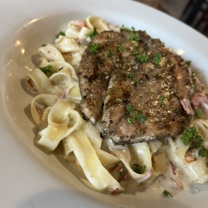 Fetuccini alfredo (pollo)