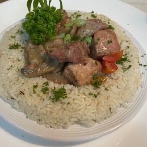 Cerdo Forestiere con arroz 