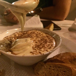 Crema de mascarpone con galletas de almendra