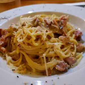 pasta carbonara