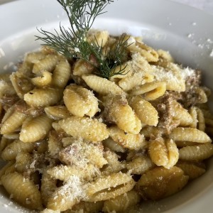 Pasta con ragu de ossobuco