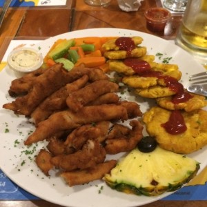 Deditos de pescado con patacones