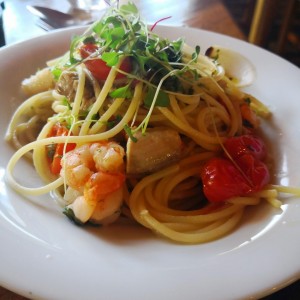 Spaghetti con mariscos 