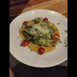 Raviolini casero relleno de cordero chiricano