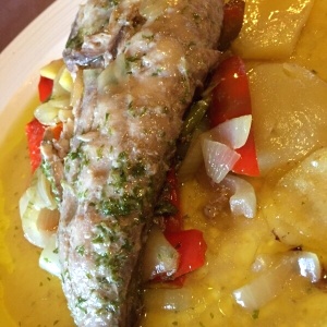 Pargo al horno con vegetales