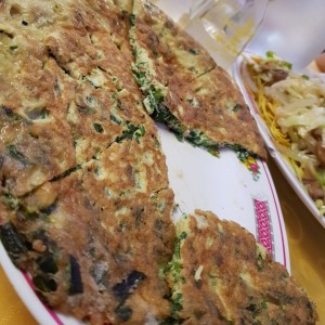 Torta de huevo con cebollina