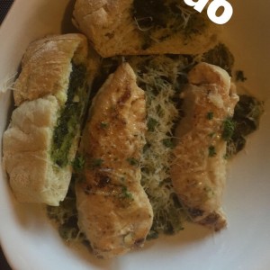 pasta al pesto con pollo