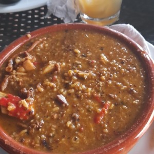 Guacho de mariscos