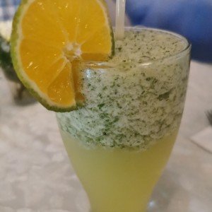 Limonada con hierva buena 