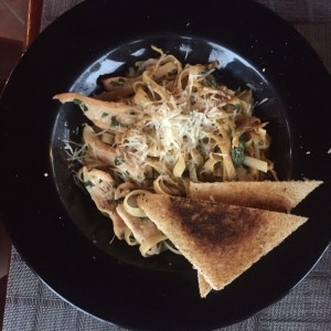 fetuccini de pollo