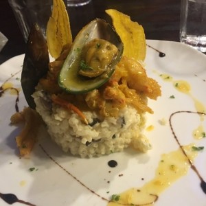 Rissotto de Hongos con carne de langosta en Salsa Beef