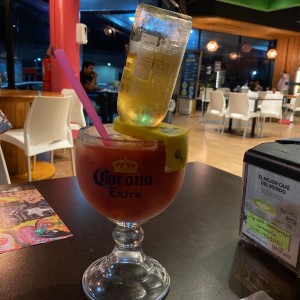 Margarita de fresa con corona 