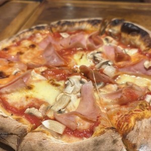 Pizza Napoletana - Hongos y Jamón