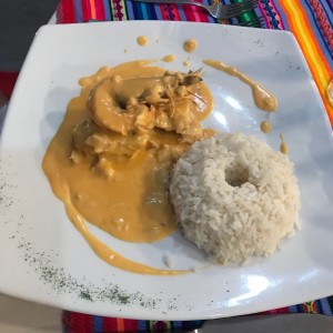 corvina rellena de langostinos