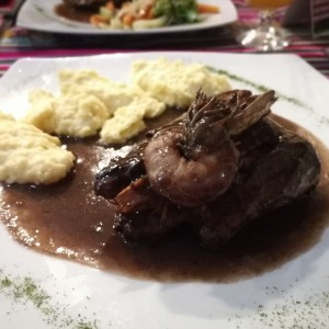 Filete Relleno de Langostinos