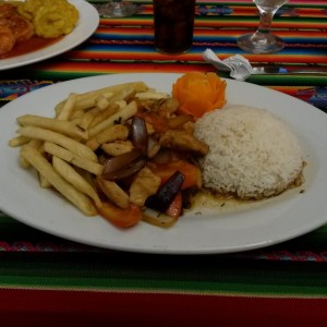 Salteado de Pollo