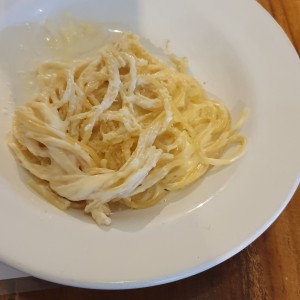 espagueti Alfredo