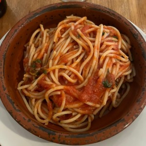 Pasta GF con tomate 