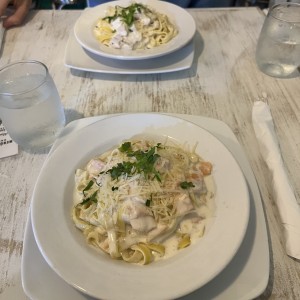 Fetuccini en salsa alfredo