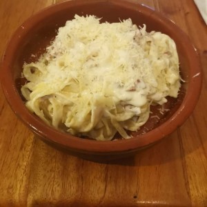 Fetuchini con Salsa Alfredo