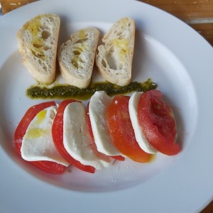 ensalada caprese