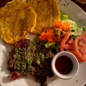 filete de res con chimichurri