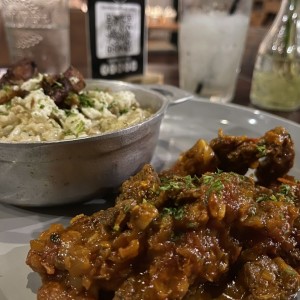 Filete res con arroz con guandu y trozitos de platanl