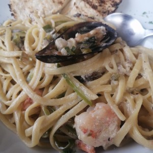 Pasta frutti di mare