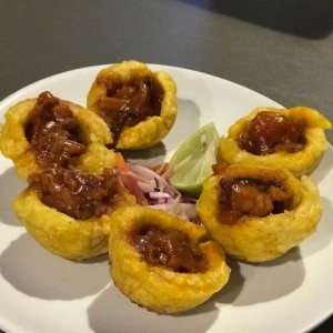 patacones rellenos de mariscos