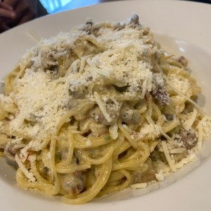 Linguini con Proscuitto y Queso Feta ???