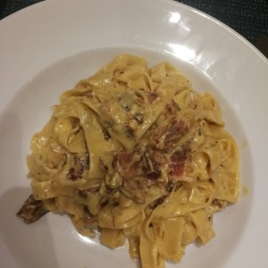 Fettucine a la Carbonara