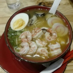 Ramen de camarones