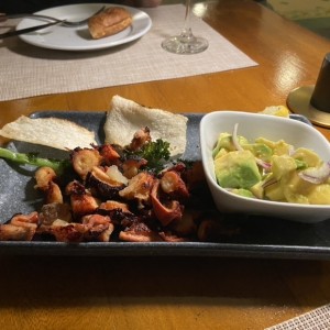 Chicharrón de pulpo