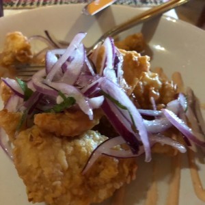 chicharron de pollo acevichado