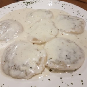 pasta en salsa blanca con espinaca