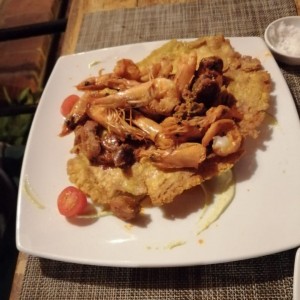 Pataconzona de Camarones y Chorizo