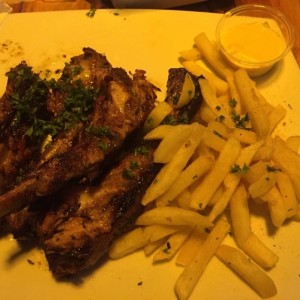 Costillas de cerdo con papas