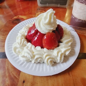 Tartaleta de fresa con crema 