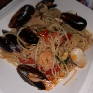 pasta con mariscos