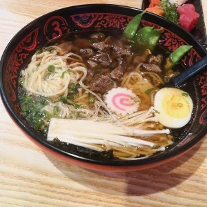 Ramen de carne 