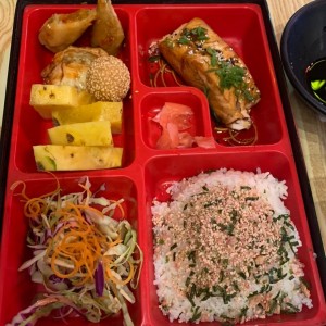 Bento Box de Salmon??