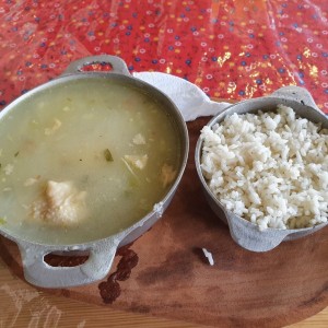 Sopa de pollo