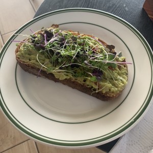 Avocado Toast (sin huevo)