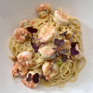 Pasta con Camarones al Oleo